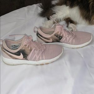 Pink Nike Free Run Women’s size 6